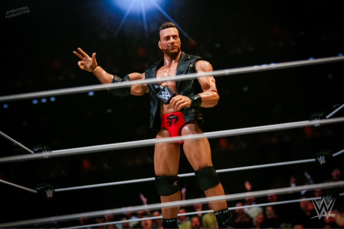 aic_podcast's tweet photo. 🤟🏻🎤LEMME TALK TO YA🎤🤟🏻
The new @mattel “basic” @reallaknight is #anythingbutbasic. Swap a hand and give him a vest? YEAH.
Save 10% on #LAKnight @ringsidec w/ code AIC at checkout—YEAH.
https://t.co/dZCtvDYJWU
#toyphotography #wweelitesquad #wwe #wweuniverse #smackdown https://t.co/E6Hl8onxbu