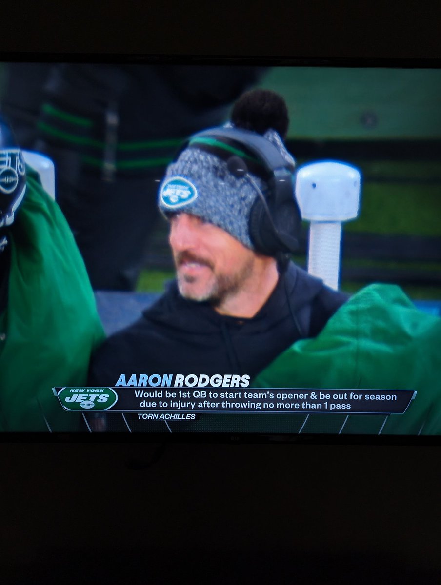 Top10 / Dumb sports data 😎🤣
#NFL #BlackFriday  #espn <a href="/AaronRodgers12/">Aaron Rodgers</a>