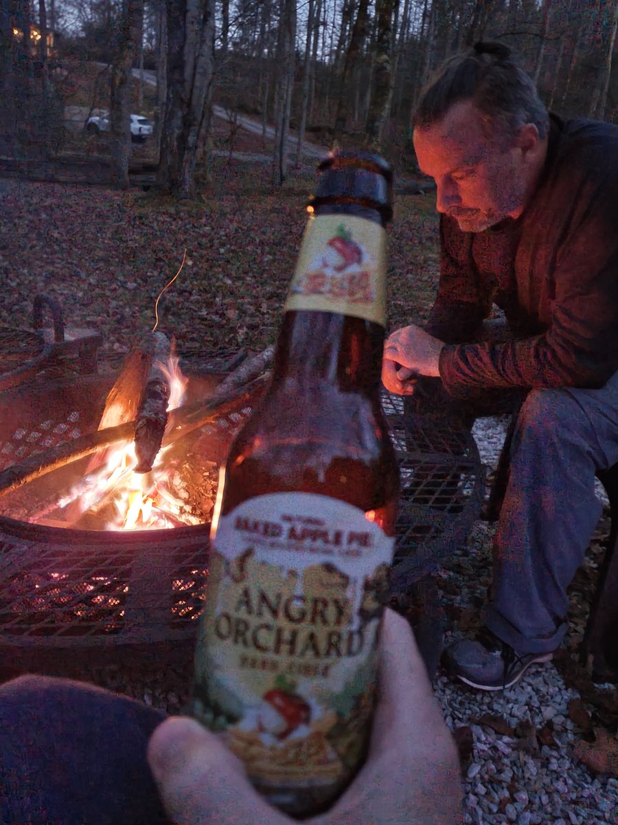 Enjoying a Step2 <a href="/hunkerdownsteve/">Steve Wallis</a> #smokymountains #cadescove #townsend
