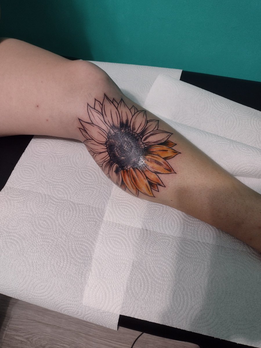Inkonskinbrant's tweet photo. Half through a coverup https://t.co/6tKyVEVb7C
