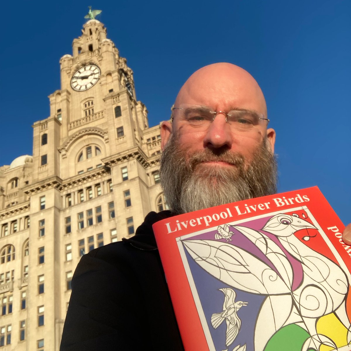 I popped into the must-see  @rlb360 Visitors Centre with more copies of my #Liverpool #LiverBirds #colouringbook today as they’ve once again sold out. Thank you to the team who are always friendly and helpful, including Molly this afternoon…