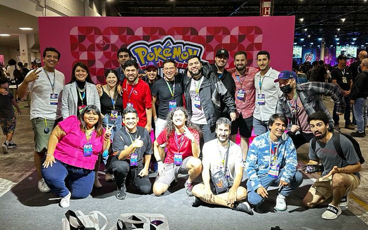 Recién hago esto ya que apenas volví a Santiago caí enfermo y me tomé unos días fuera. 😅

El #LAIC como evento increíble, viajar a competir y compartir es siempre una bonita experiencia, más aún cuando es bien acompañado.

Aquí una foto con la comunidad hispanohablante.

(1/X)