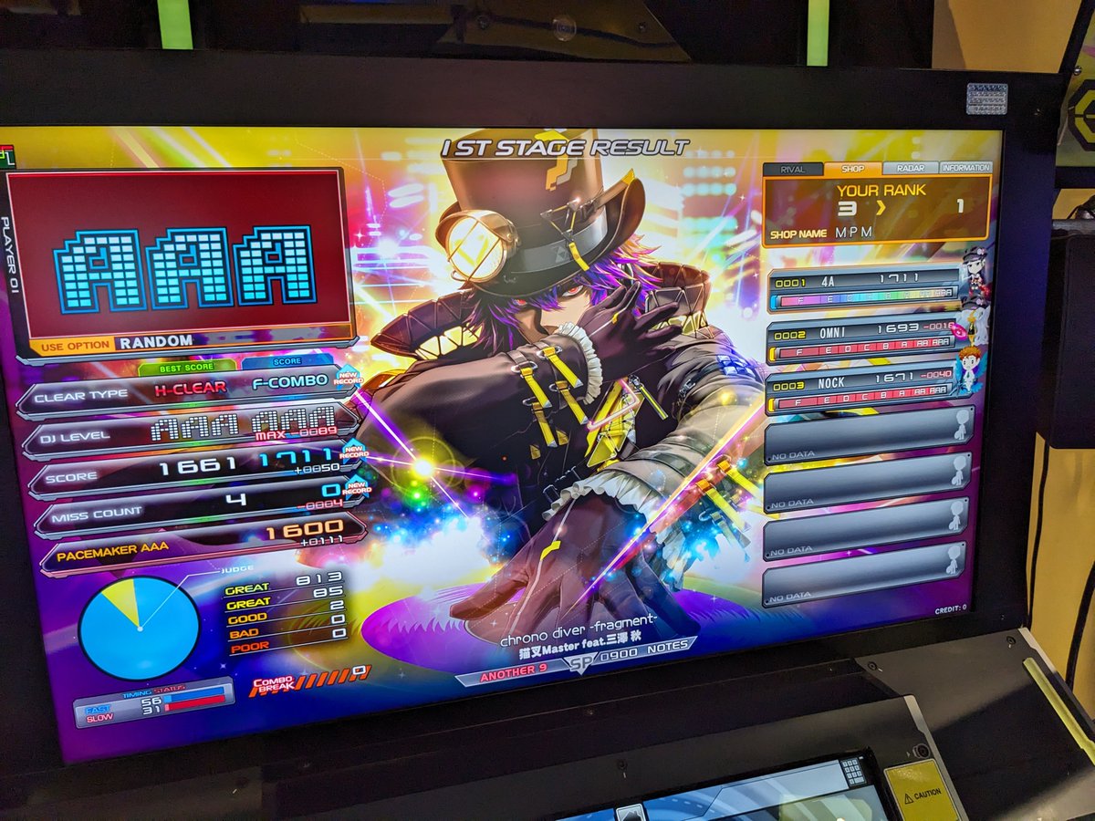 4aaa's tweet image. got a good score and a hot pants miku