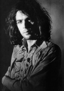 Memories of Syd in Wish You Were Here

#PinkFloyd #SydBarrett 

spenwoodbooks.com/product/wish-y…