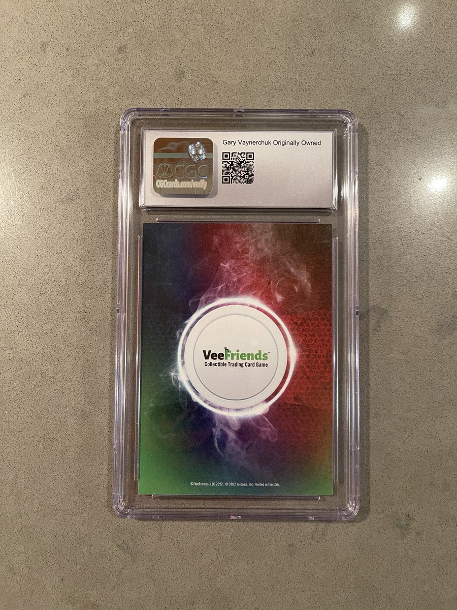 GingerBeloved's tweet photo. Just got home and this was in the mail๐คฏ Thank you so much @garyvee !! This is super special ๐ #SelflessSloth @VeeFriendsCards @Corso52
https://t.co/asBDzxAVJj https://t.co/bpvzcxVAdr