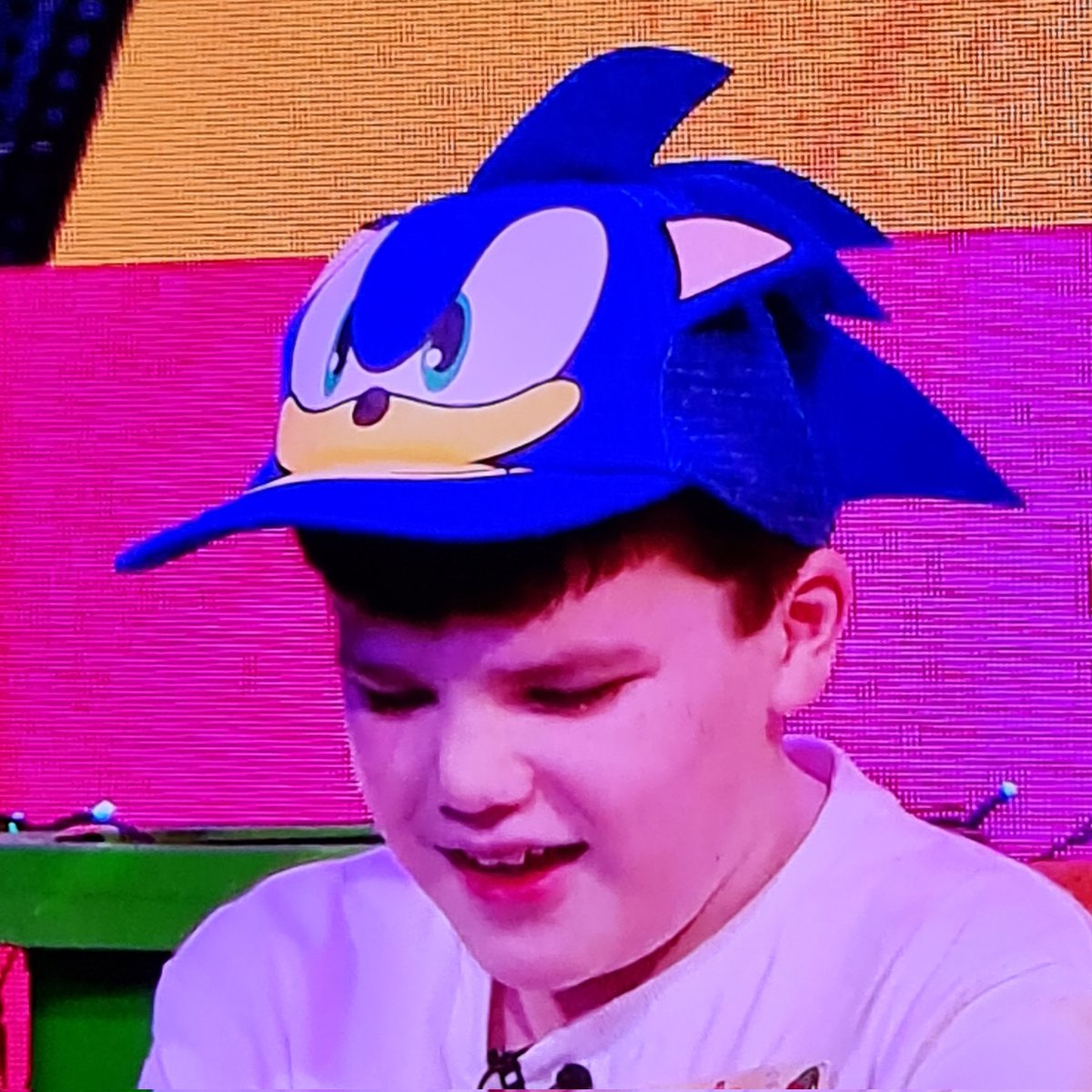 TheSonicScrew's tweet photo. "Not mom, only Dad"

👀

#LateLateToyShow https://t.co/YpMJt49qLM