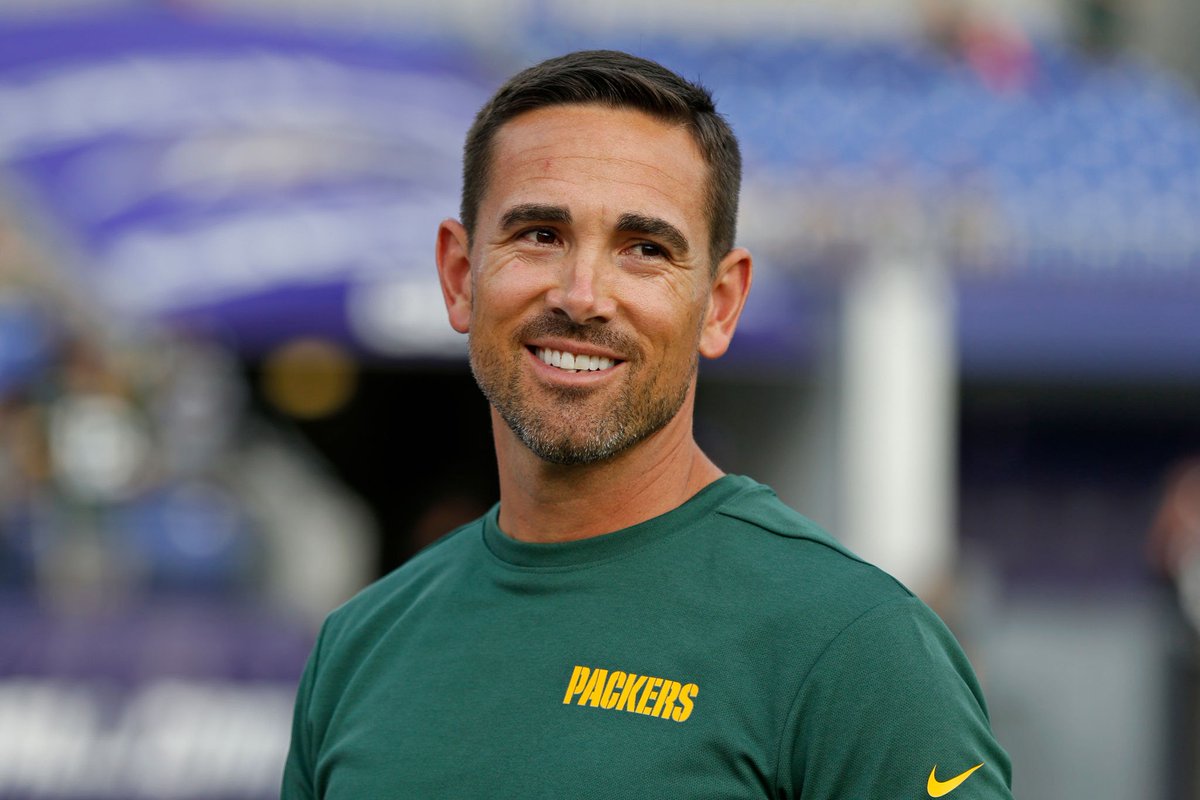 AmandaRuthless's tweet photo. I'm still in disbelief that Matt LaFleur is my age and he looks 12. Dude, what is your skincare routine? https://t.co/uv8syjy0Dy
