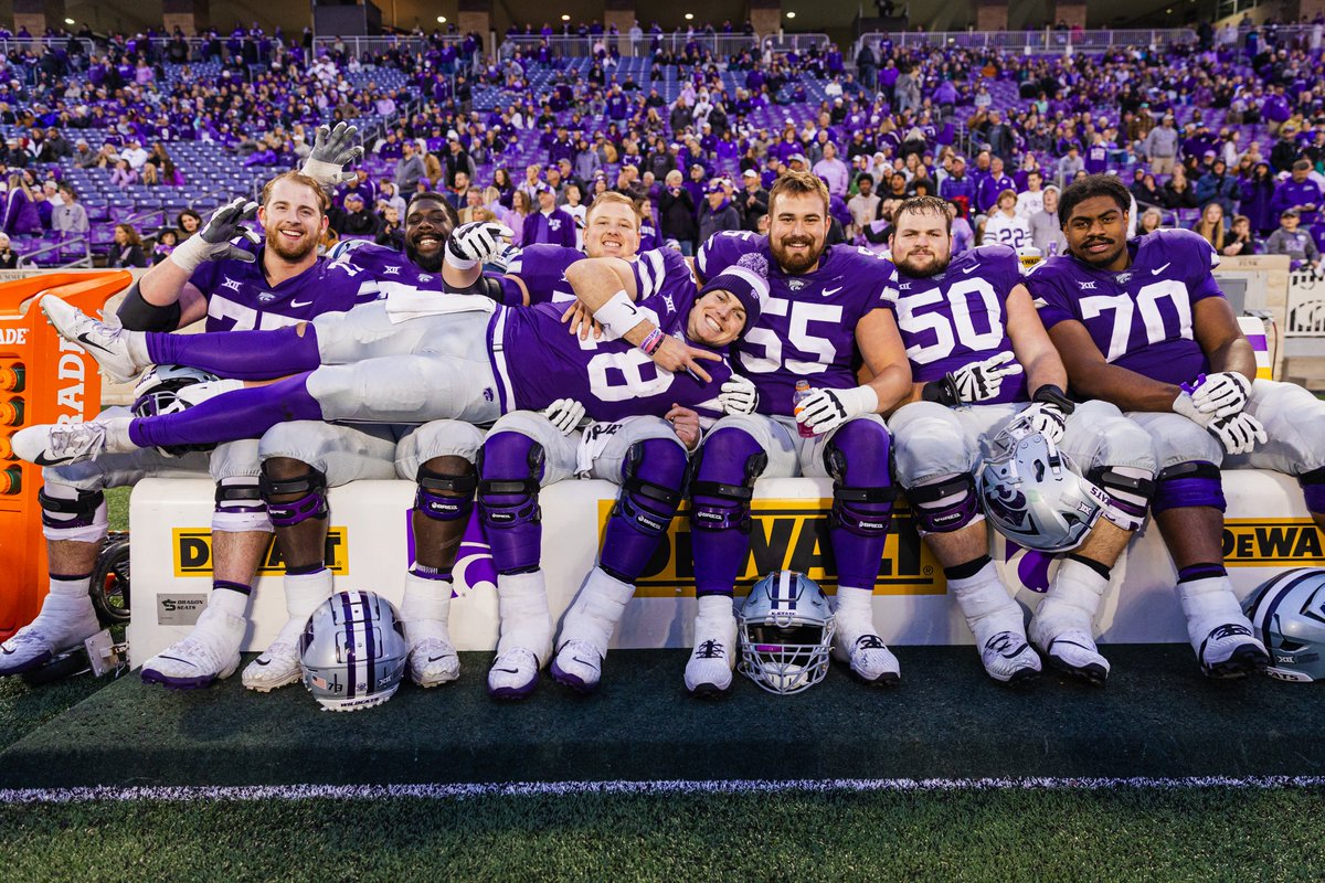KStateFB's tweet photo. These seniors will forever be Wildcats

Ready for one more round at the Bill tomorrow https://t.co/YHcqy476QA