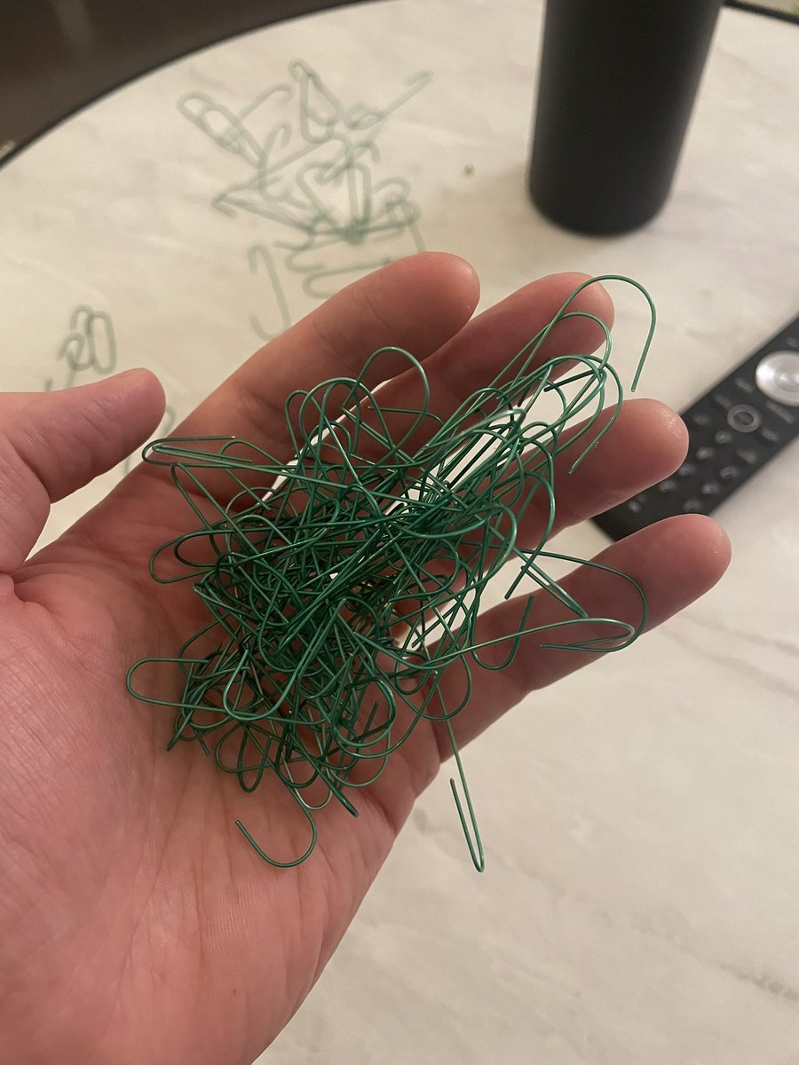 Joyous evening putting up the tree 🎄