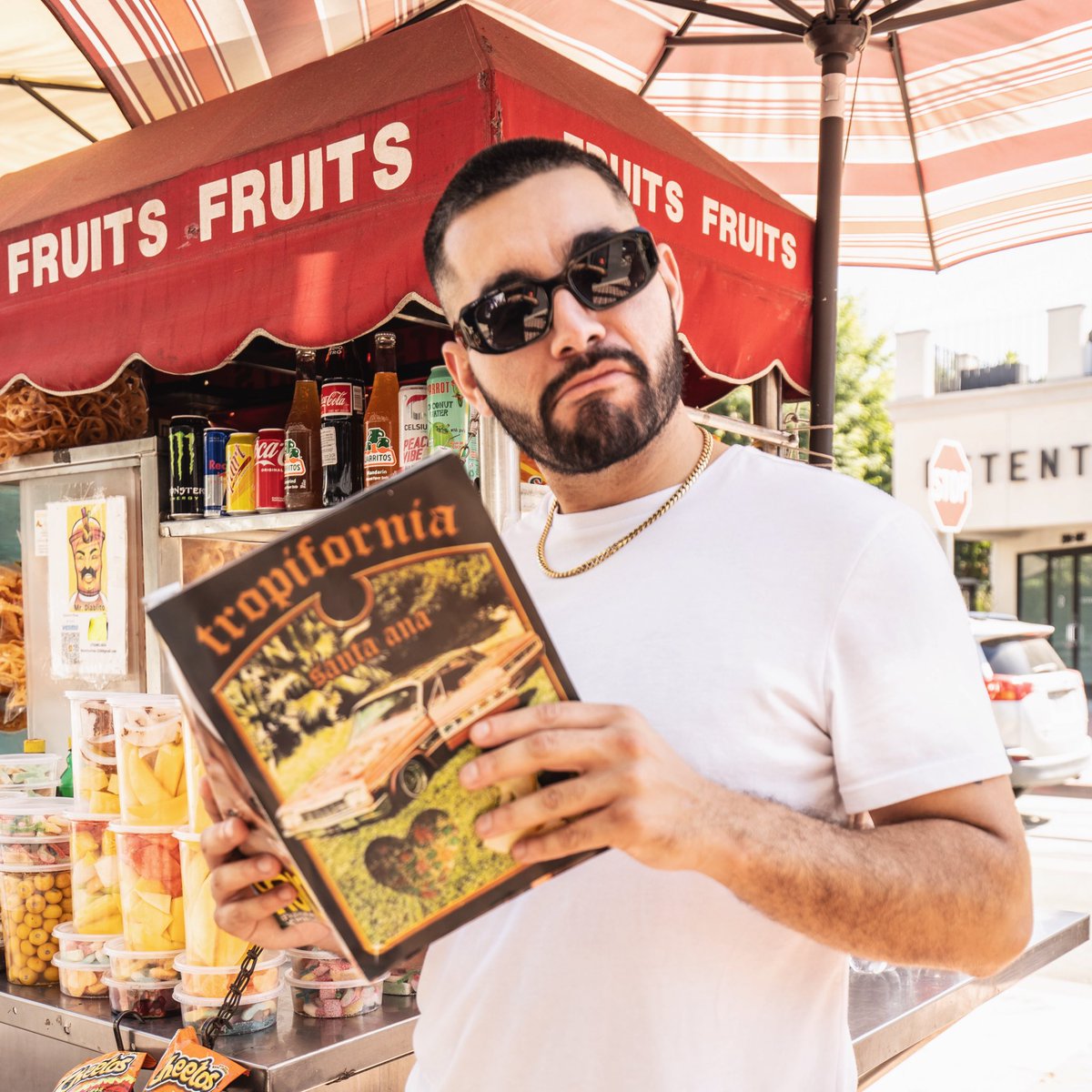 throwinschade's tweet photo. Tomorrow is the big day.. it’s time for the first ever Tropifornia 🌴😮‍💨 

Santa Ana, see you tomorrow 9-11pm 😎

Tickets: https://t.co/12Fkux2z6a https://t.co/BTCcAB8mp3