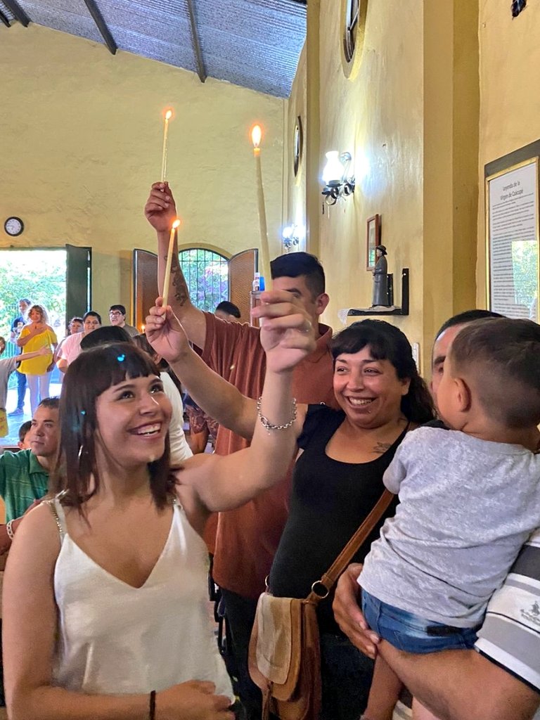 cebordon's tweet image. Fiesta en el cielo!! Todos los años somos puente para que muchas familias de nuestros programas tengan su bautismo. Hoy será otro gran día que quedara grabado para siempre en nuestros corazones! #desdelapanza