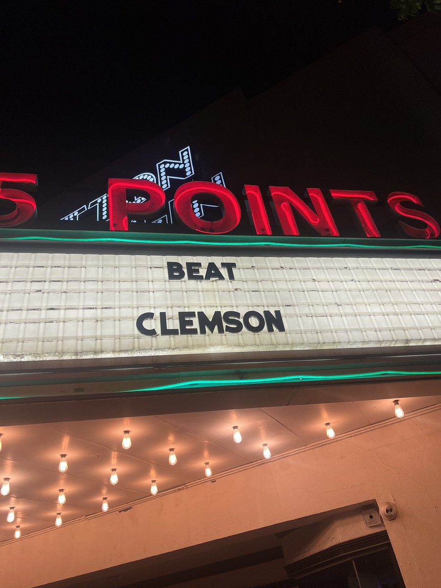 TDs5Points's tweet photo. #BeatClemson https://t.co/4uvoghAV9z