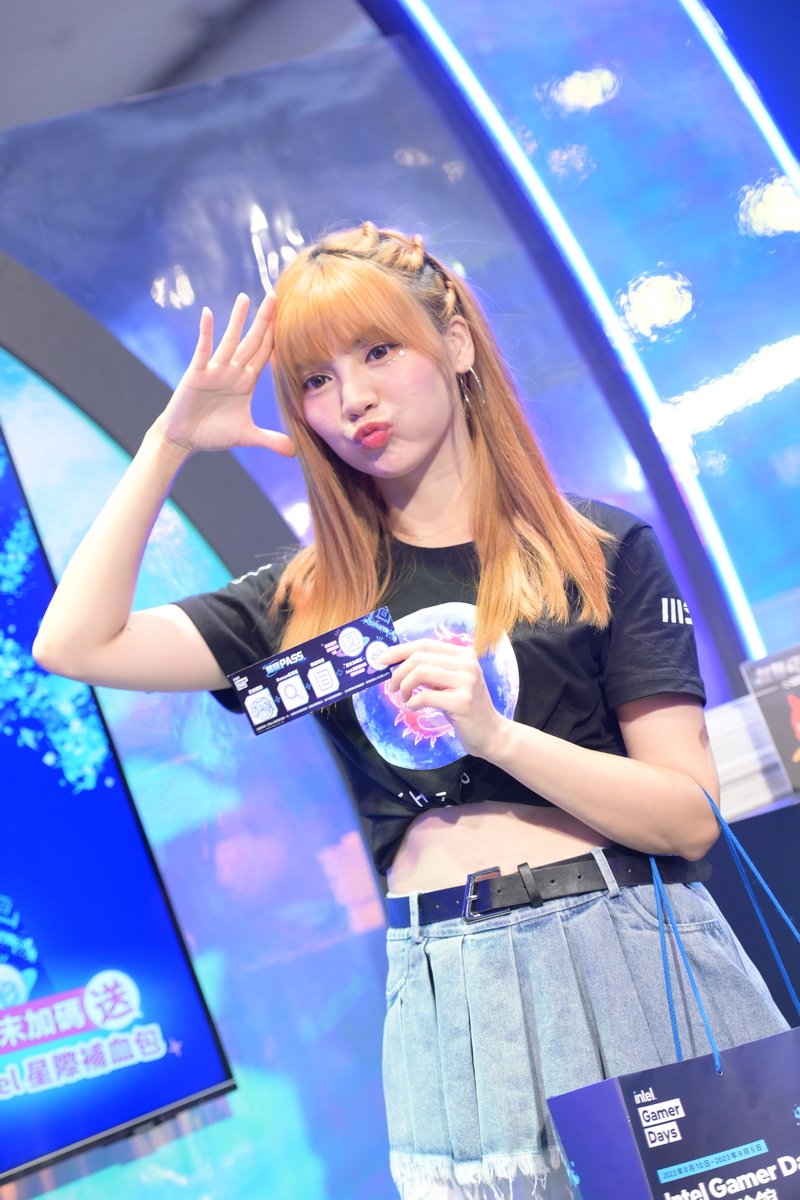 aoshi0302's tweet photo. 很漂亮又很專業的 SHOW GIRL👍
Beautiful &amp; Professional SHOW GIRL👍
#showgirl
#showgirls
#bestshot 
#bestphoto 
#sexy 
#sexypose
#sexyposes
#Taiwanese
#beauty 
#beautifulgirl 
#beautifulgirls 
#活動攝影 
#活動寫眞 
#于小文
#msi 
#微星 
#三創生活園區 
#三創 
#syntrend https://t.co/BMpiv3wRAF