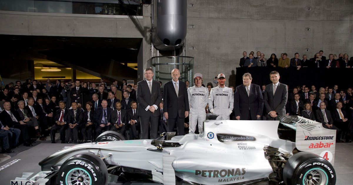 SauberF0's tweet photo. Say Hi to our Sauber AMG Petronas 2010 car.

Main sponsorship: Petronas

Other sponsorships: Chelsea FC - Mercedes-Benz Bank - Bosch https://t.co/Czqb3mXrSq