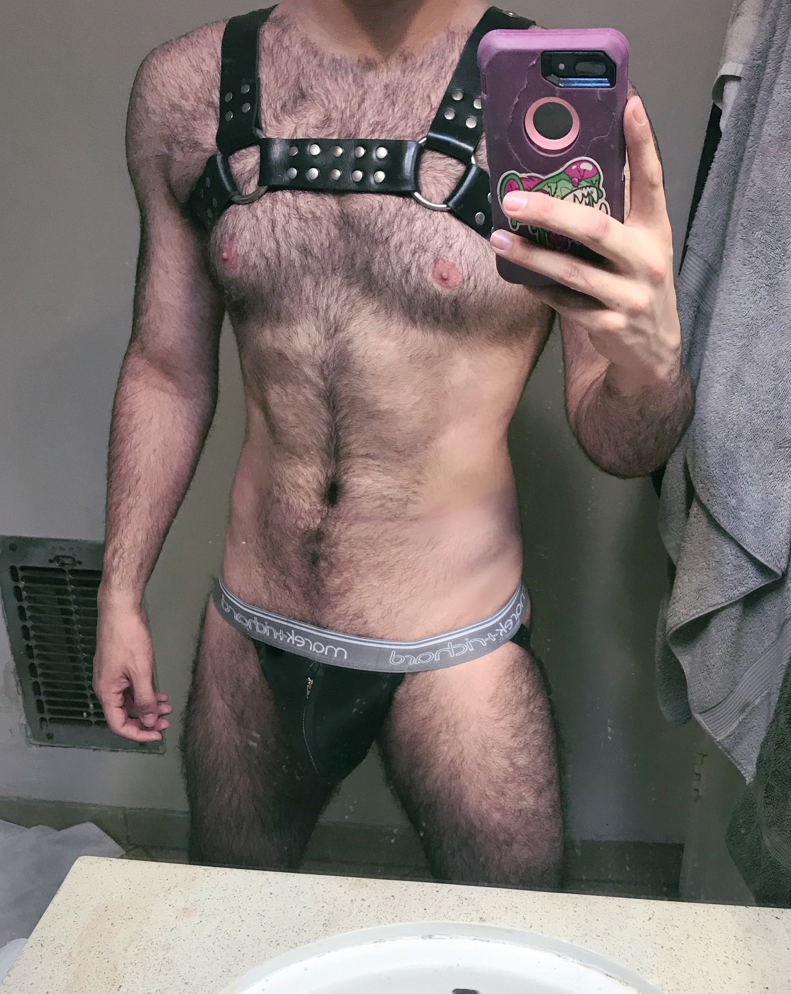 Evah Destruction👻 on X: t.cosVHsx230hI  X