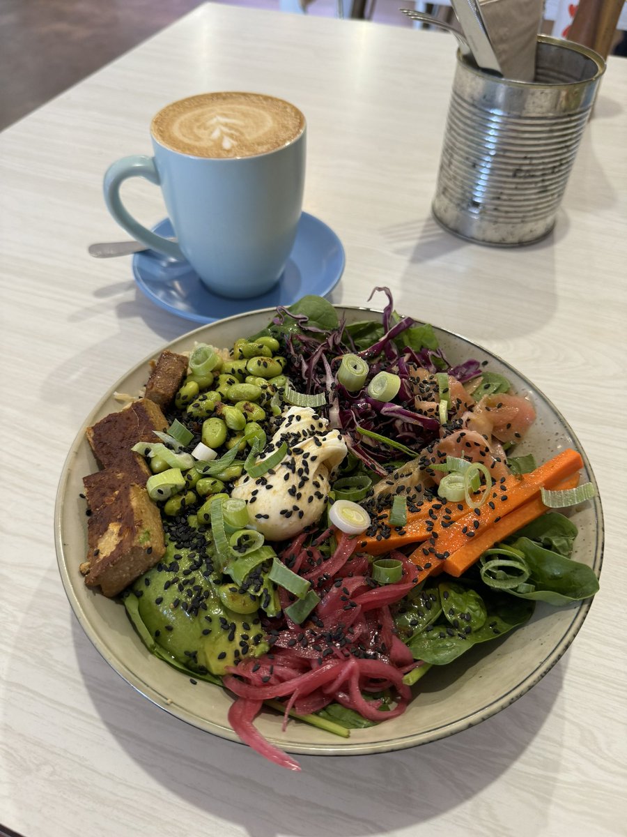 ItsRedAgain's tweet photo. Happy Weekend Lovers! 💋 
How do you like to start your day? 

#exmouth #ningaloo #foodporn #aussiemodel #bikinimodel #fmty https://t.co/L9qYLyPqYu