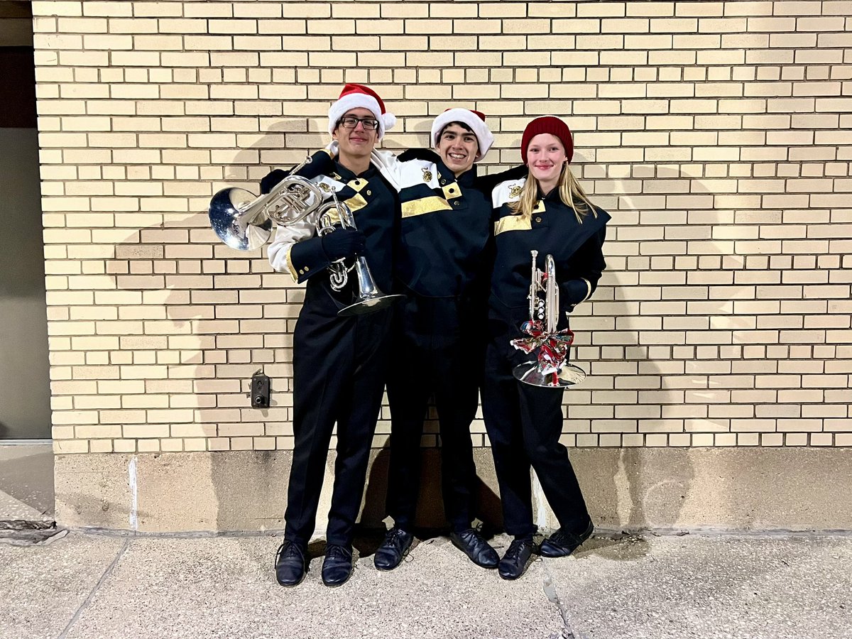 MsBaumanJTHS's tweet photo. The band was feeling festive at the Light Up the Holidays Parade! https://t.co/kFgUFfYZet