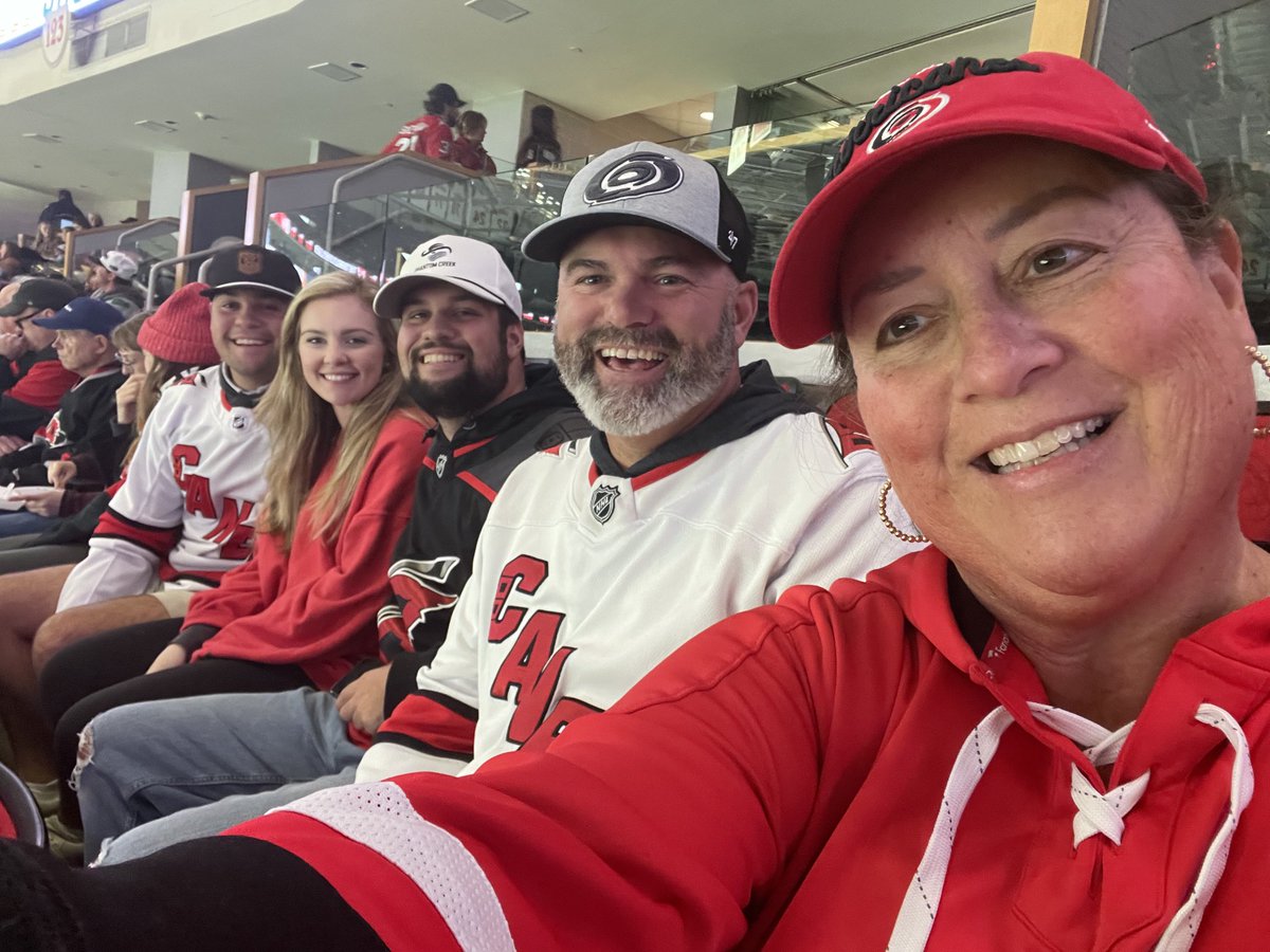 molly_mott's tweet photo. #caniacsmiles https://t.co/DaXWeExx2A