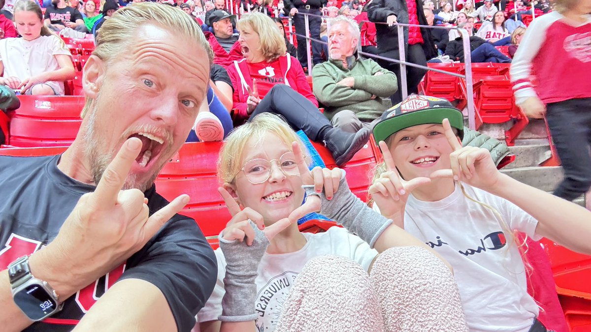 trevorsnarr's tweet photo. #UtesGameDay
#GoUtes https://t.co/TnmBmc1Wj3
