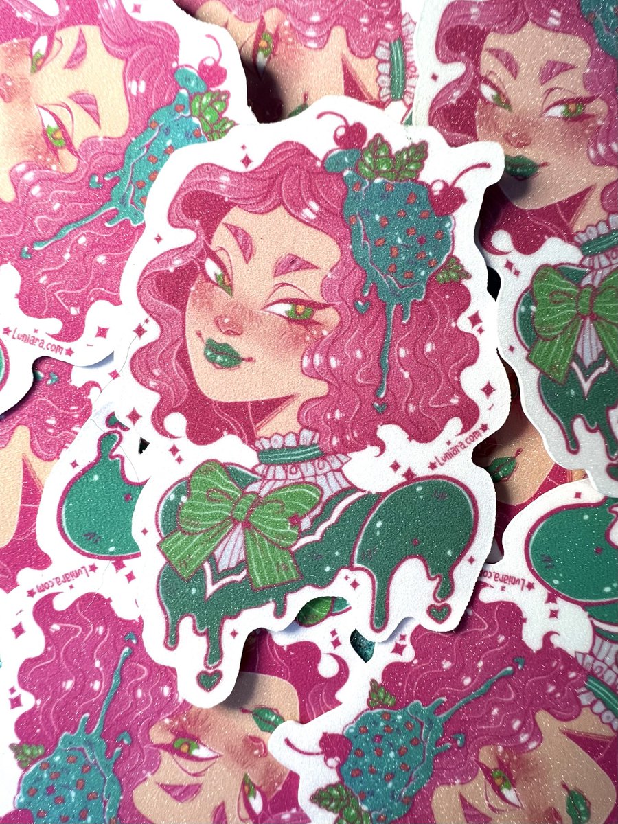 Luniara's tweet photo. Hey y’all! I am having a few holiday sales this week and next week to save up some money for medical bills. I have a mix of random fandom and original art,

https://t.co/YatZzDjwU0 https://t.co/vhURUtHqUD