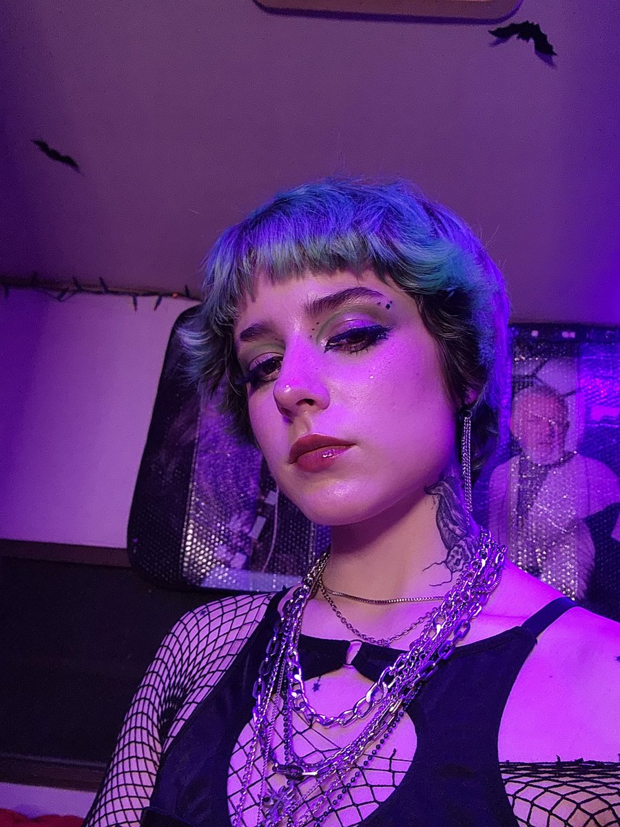 WrenDavis321's tweet photo. Wish I had more customers so I can be more active...
https://t.co/jcRXFXobDn
#tease #mommy #onlyfans #invest #horny #sellingcontent #gothgirl #buyingcontent #hot #wet #daddy #makemescream #thirsty #ripitoff #pawg #tatted #backshots #toyshow #beauty #undiscovered #nsfwtwt https://t.co/TclvXvSnwA