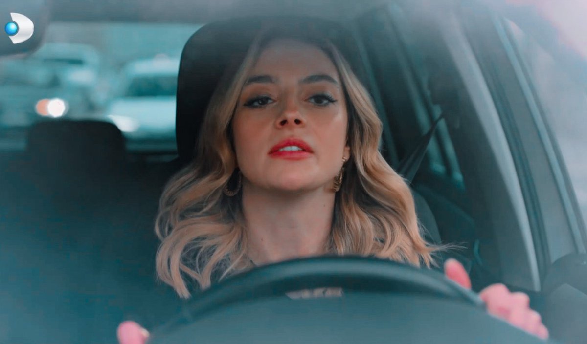 Escúchame Leyla si le dices a Volkan una palabra no seré responsable de lo que pase. Ahora voy a la asociación, ven sin temor y si no vienes pues bueno, ya lo sabes.

LEYLA CABEZA DURA #Traicionada