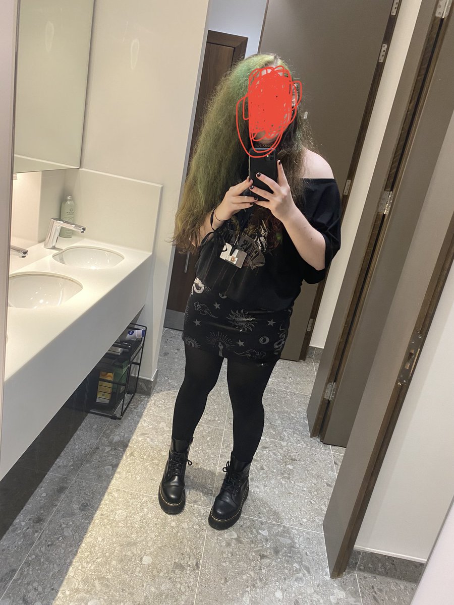 Anonymous Trans Woman tweet media