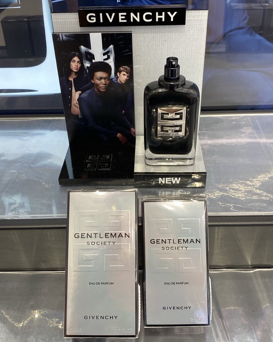 PerfumistaShop's tweet photo. Givenchy Gentleman Society EDP 100ml
NGN 89,999.00

A multifaceted fragrance contrasting the florality of Wild Narcissus with a deeply enigmatic woody accord. https://t.co/IEjv8Ce7iD