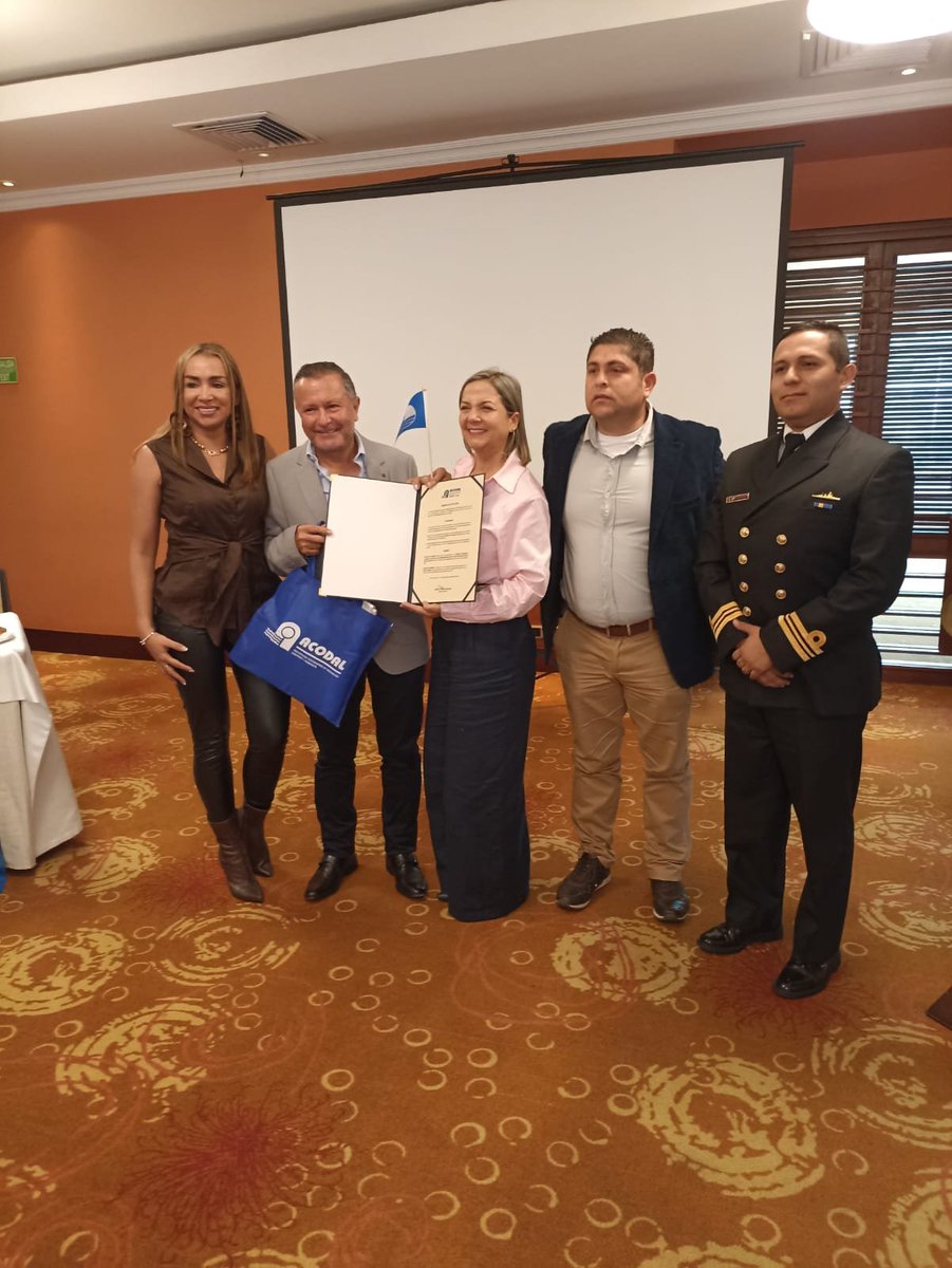 #Afiliados | En la ceremonia de entrega de Galardones Blue Flag 2023-2024, @ACODAL <a href="/Blueflag_Col/">Blue Flag Colombia</a>  reconoció las acciones en Playa Bello Horizonte, gestionada por <a href="/HotelZuana/">Hotel Zuana Beach Resort</a>, y  Playa Dorada, cogestionado por el <a href="/HotelMaguipi/">Hotel Maguipi </a>