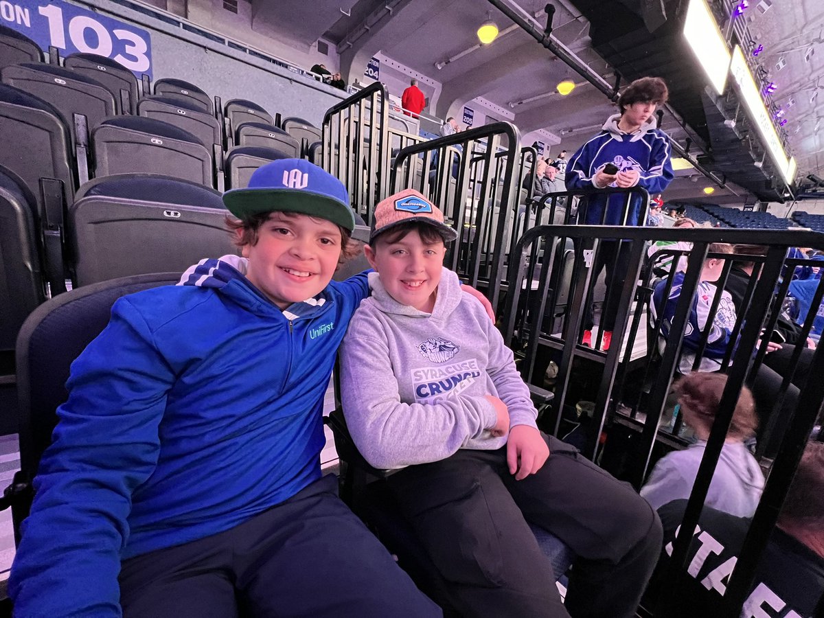sablecuse's tweet photo. Let’s go Crunch! 

@SyracuseCrunch

Hockey Pals!  #tullyspucks 

Section 103, dd 7&amp;8 https://t.co/jot4LWkmz6