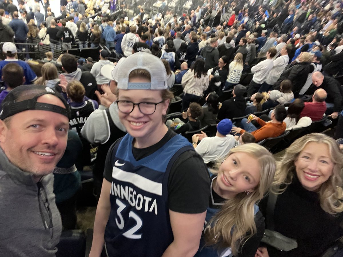 matthedberg's tweet photo. #packpix https://t.co/TFXt41Ob0C