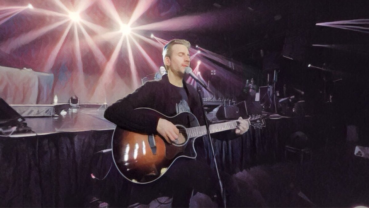 Max_Hecker's tweet photo. Guangzhou yesterday 😎
#chinesetour #maximilianhecker https://t.co/xLeZYKLCIP