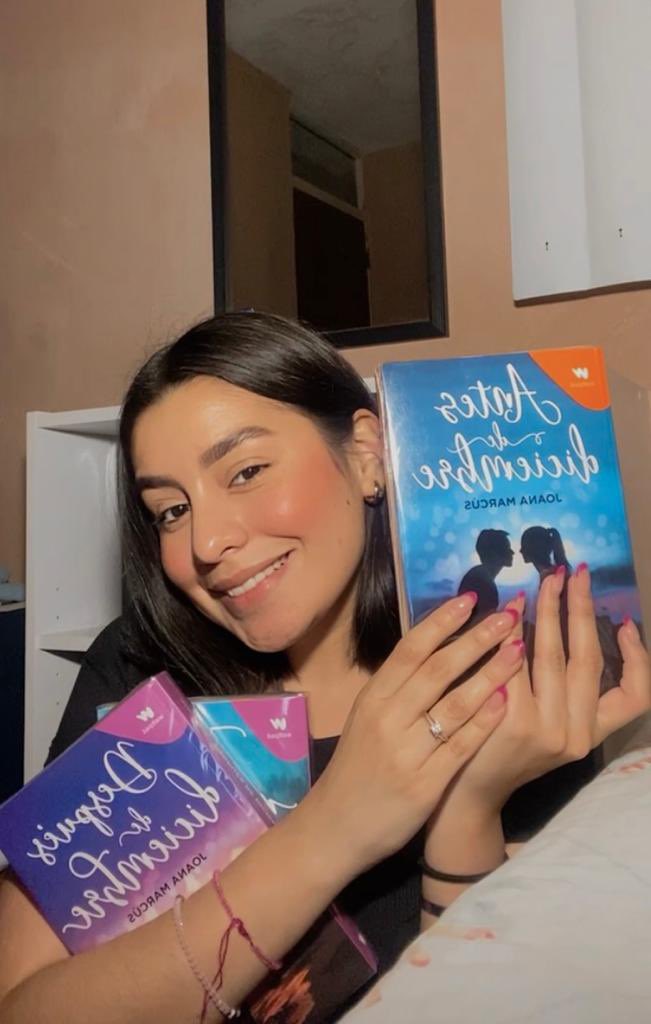 ImJulioZea's tweet photo. @differentjb Ya estamos en Guadalajara, estoy en espera del día de mañana para intentar ver a Joana Marcus 🥺

Es fan #1 de Joana, tiene una página de IG donde hace reseñas de libros, va empezando y enserio le haría mucha ilusión, tanto como a ti 

Si gustas te paso mi número de teléfono 🥹 https://t.co/64AIk1C3j7