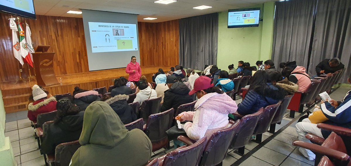 ConalepAtlaco's tweet photo. En sesión de Escuela para Padres, tutoras y tutores de estudiantes participan en la plática “Paternidad responsable”, con el objetivo de fortalecer acciones en la educación de sus hijas e hijos.
@Conalep_Edomex
#ApasionadamenteCONALEP
#ElPoderDeServir https://t.co/ravXOSiXx6