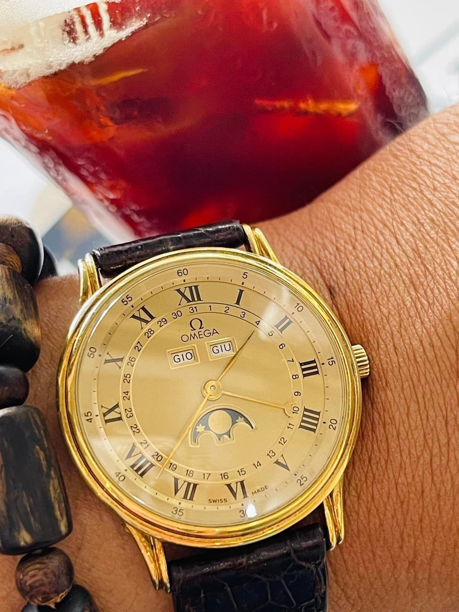 Kentle_watch's tweet photo. 🏆 Kent Le Watch Center +84 777777079
Mời cả nhà Cafe sáng T7 nhé, chúc cả nhà ngày mới An lành và may mắn!
#Omega
#Tripledate
#Moonphase
#18Kgold https://t.co/6SW4ntAFXV