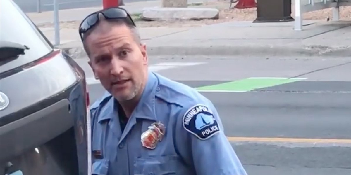 AlertesInfos's tweet photo. 🇺🇸 ALERTE INFO - Derek Chauvin, l’ancien policier à l’origine de la mort de George Floyd en 2020, a été poignardé à plusieurs reprises en prison. Il est grièvement blessé. (médias locaux) https://t.co/jGRlb5Apl5
