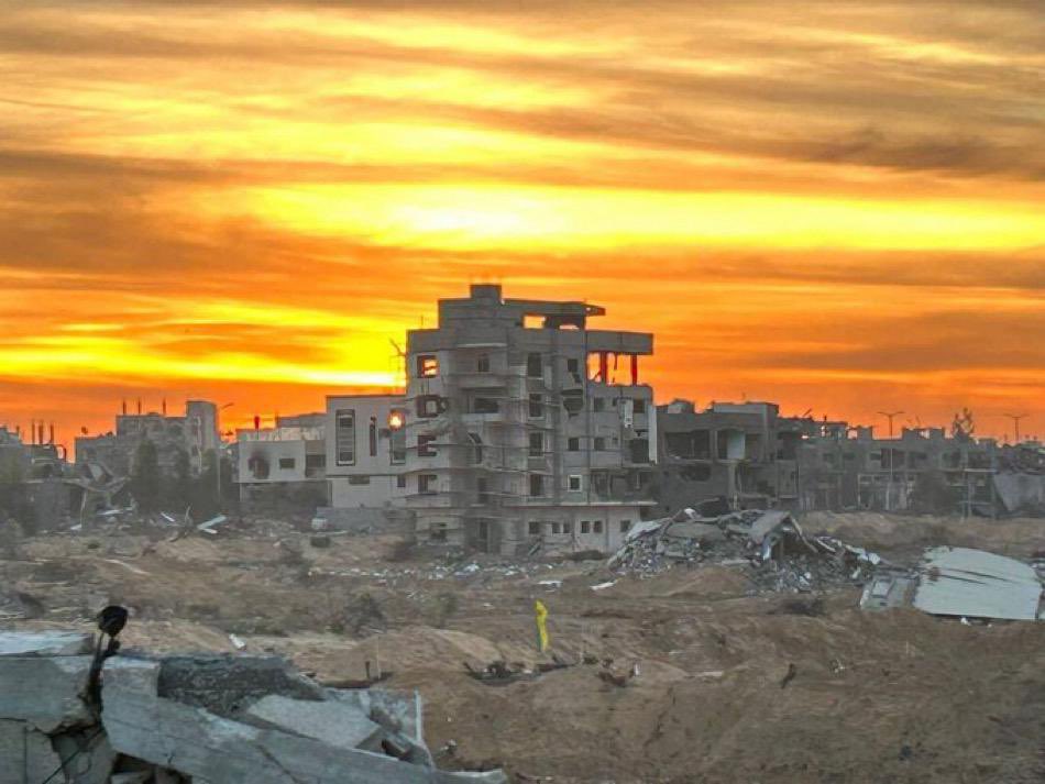 visegrad24's tweet photo. Gaza, 2023

Hamas, was it worth it? https://t.co/0sBrj3cuHf