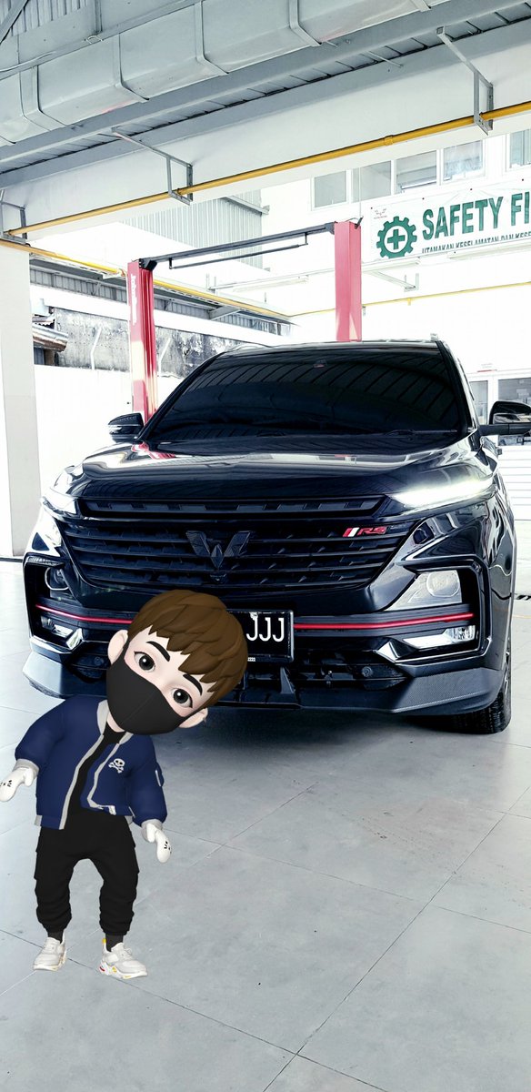 TomtomTheTabby's tweet image. Dikala sedang cash keras renov besar²an t4 usaha,
si bodat ngambil piano.
Tiba² pas service rutin si hitam,
si bodat kecantol buat panjar Alvez EX warna Tungsten Steel Grey buat pemakaian daily berhub konsumsi BBM lebih irit.
Namun, sungguh sangat bodat besoknya malah jadi Omoda5