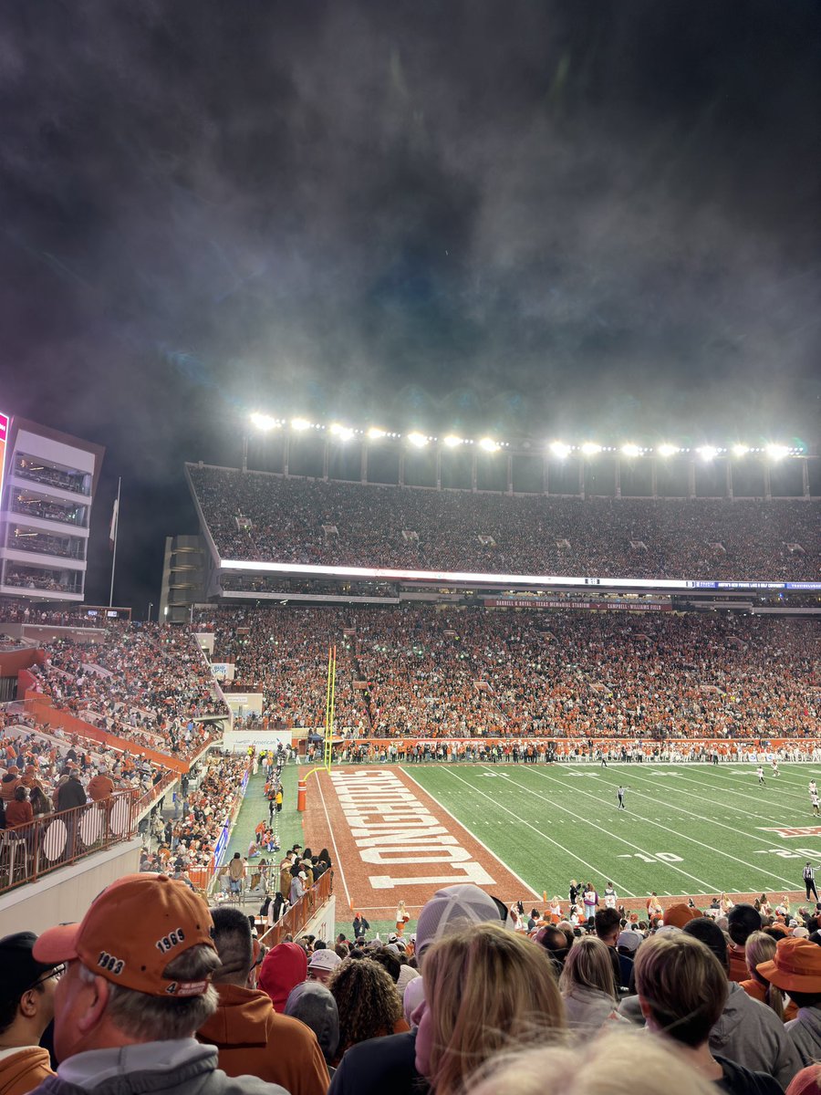 Tbh I don’t understand why football cams don’t shoot 120/FPS? It would make the “play in review” easier….#Longhorns #TexasTech #austin