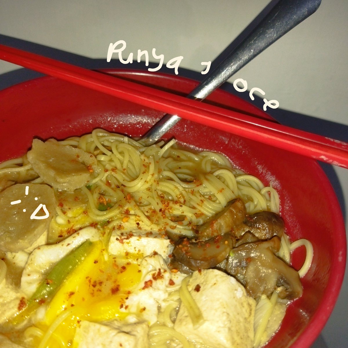 valedittorian's tweet photo. [ #Joshea’s Post ] 241123

🐕: alhamdulillah our first family dinner went well last night 🍜👩‍👦‍👦♥️ (GIF as illustration) https://t.co/gZlYfNPVoc