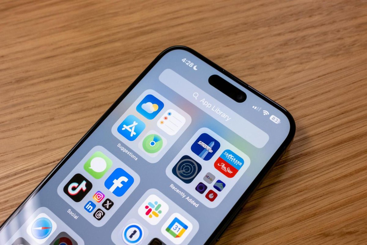 Review Geek tweet media