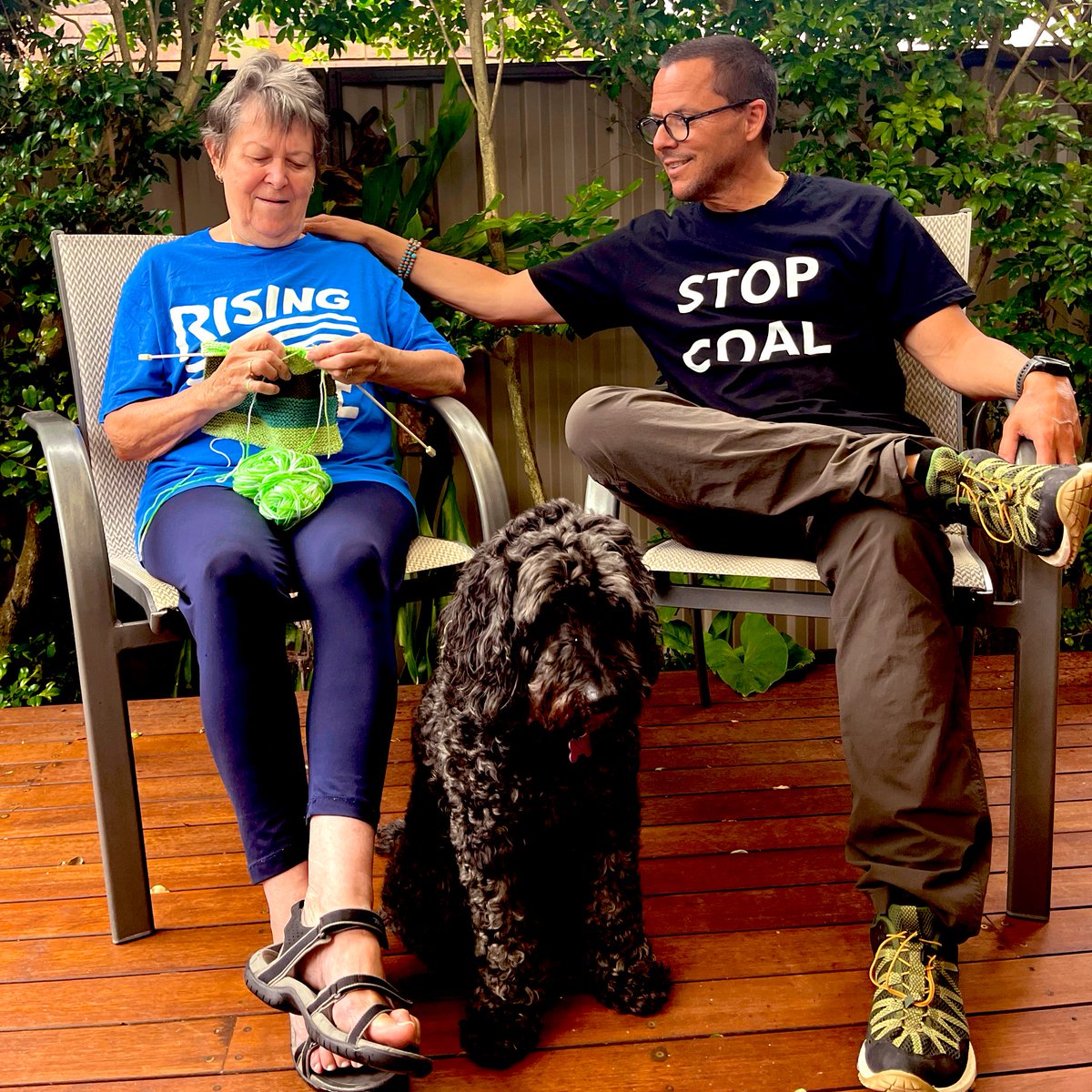 On my way to @RisingTideAus #PeoplesBlockade but had to drop in first on my favourite Knitting Nanna and thank her for her unconditional support for my #ClimateHungerStrike. My beautiful 83 year old mum was born in and grew up in Newcastle. She’s fed up with coal! @knitnannasSYD