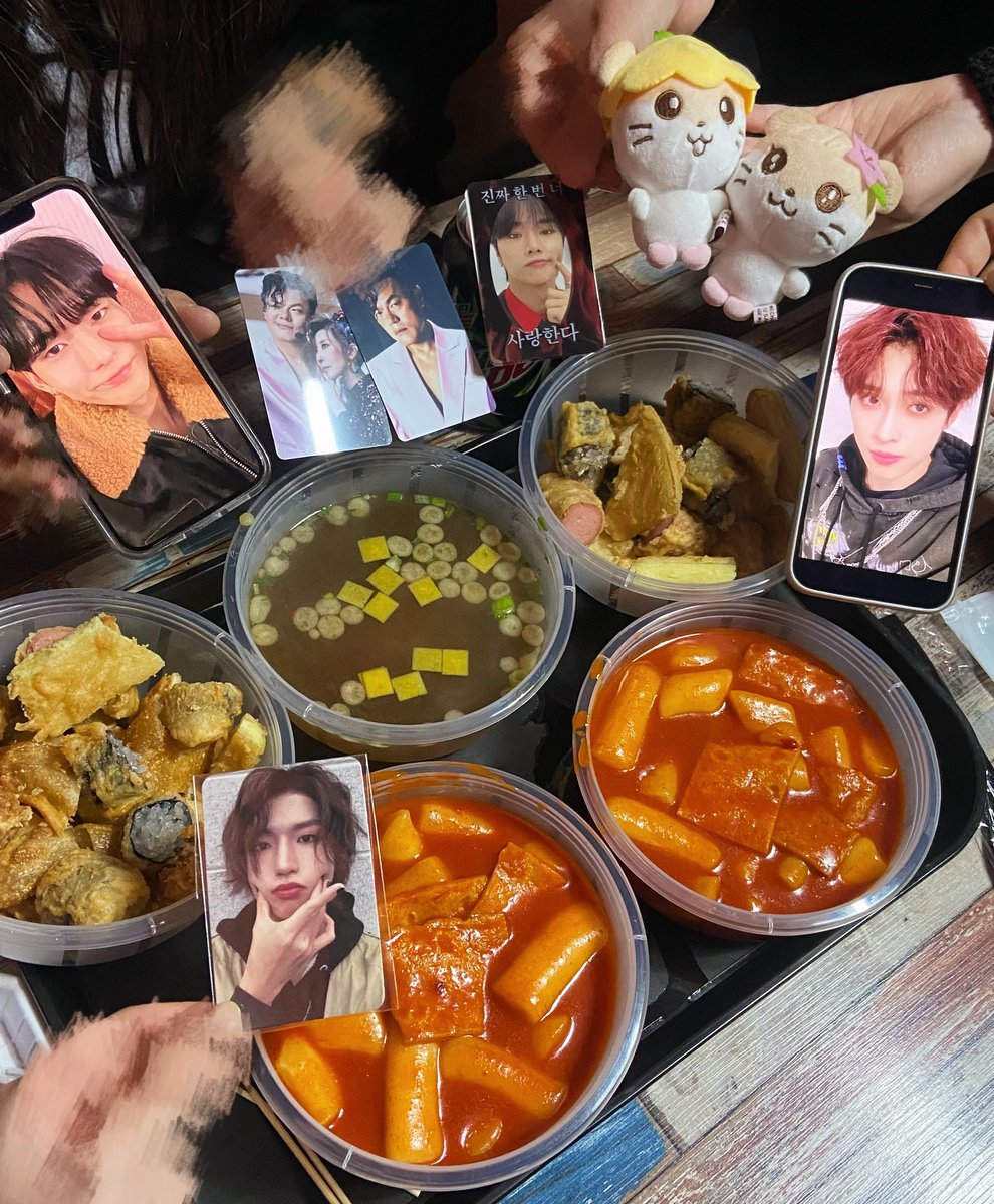 myong20066561's tweet photo. 📍 국민떡볶이

중간에 떡프뭐죠?... 수상하네요...

#악당들은_잘먹고_잘살아 https://t.co/O8rrUr2t8E