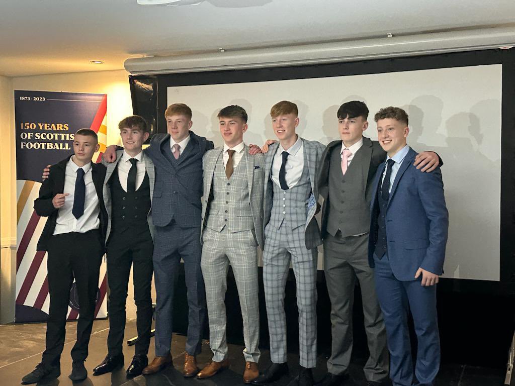 Broughton_PE's tweet image. Enormously proud of our 2023 graduates of the JD SFA Performance School. We are confident they will continue to be a credit to themselves and the school! 👊