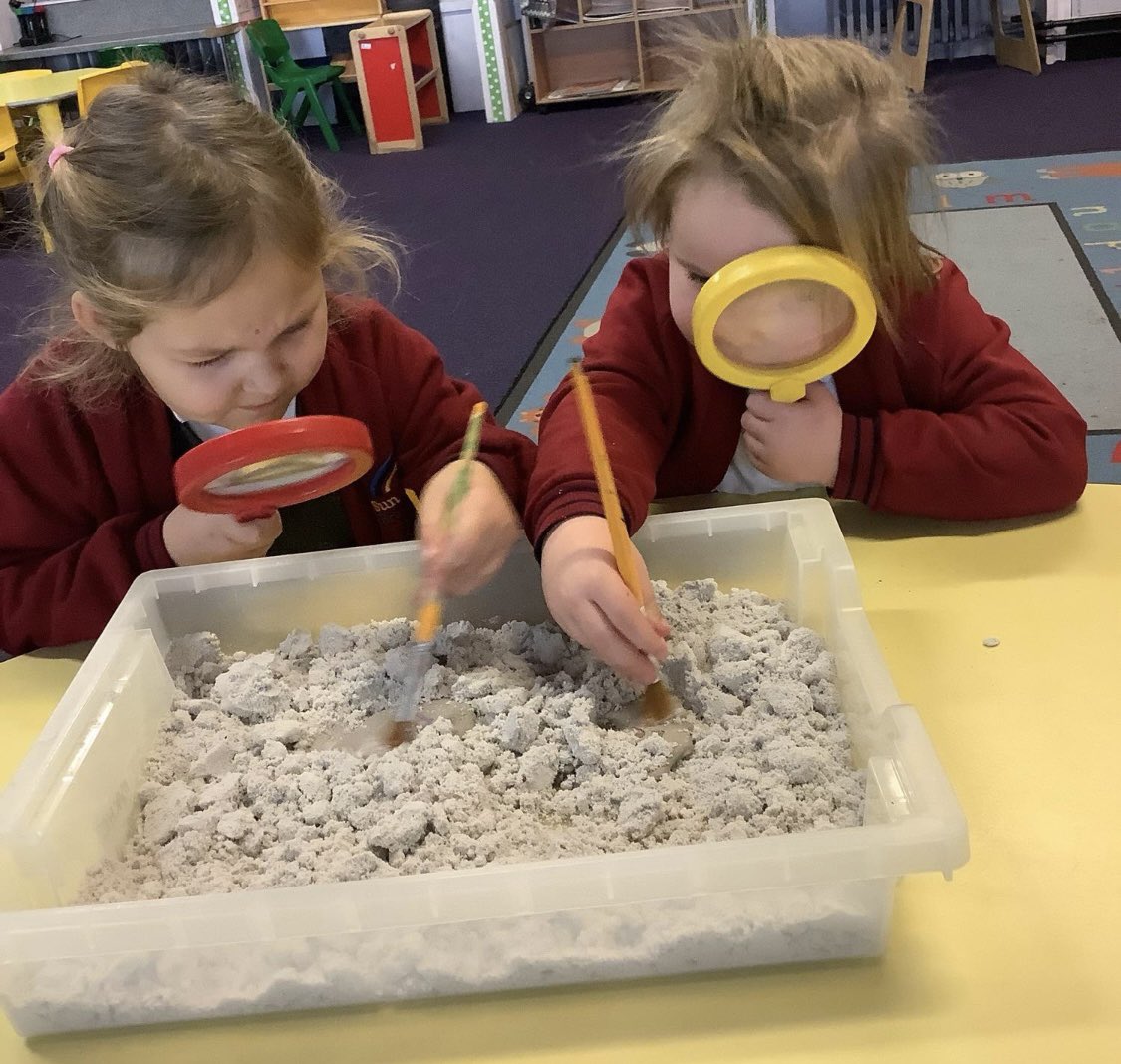 Early Years have become palaeontologists this week and have studied fossils. Well done Early Years - what fun we have had learning about prehistoric times through interactive activities!🔍🦖🦕 #creativity #palaeontology #fossilsarefun