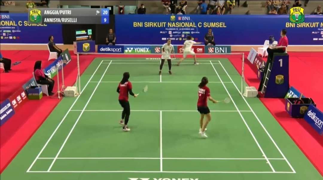 รินดริานา พุตริ tweet media