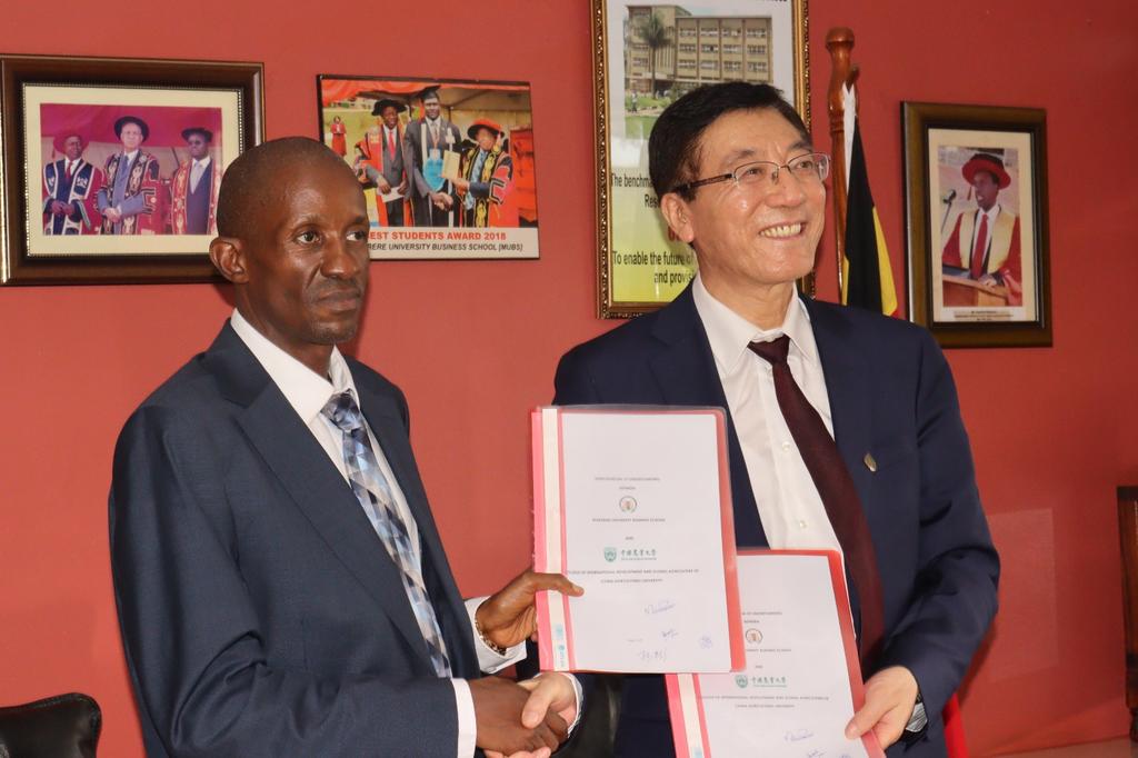 MUBS has signed an MOU with The College of International Development and Global Agriculture (CIDGA) of China Agricultural University. The implementation of this MOU will foster collaboration between the two insitutions in different ways.qq Congratulations @OfficialMubs