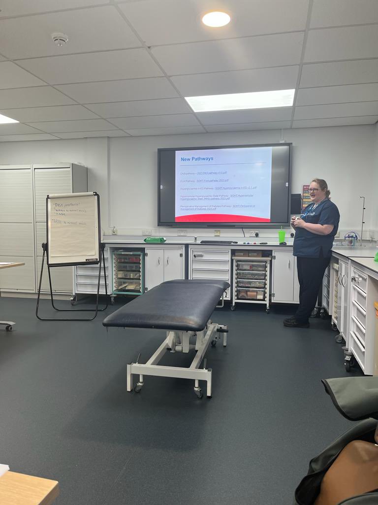 TeamCritCare's tweet photo. Fantastic study day with our @CCOTSandO @MWLNHS 
New learning and revision , teamwork i and energy . 
#lucas #intraosseousneedle #leadership #extenalpacing #insulin #dka #chestxrays #trachyemergencies
#flojack @MelPinnington @AngieAn33531 
@HeatherSkelland thank you 🙏 https://t.co/8g79NZwg9o