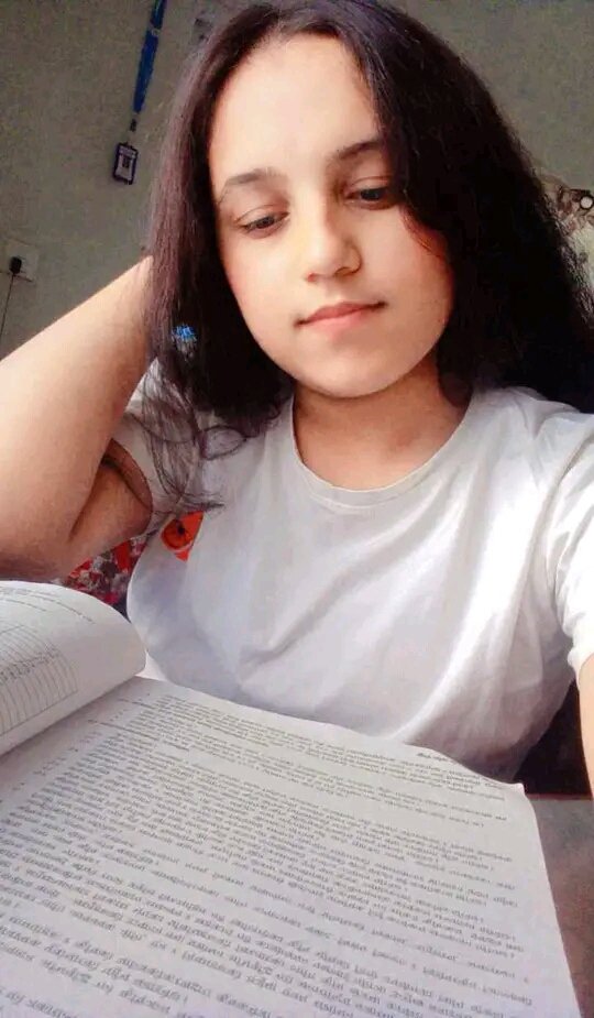 Rozeeparazulyy's tweet image. Focus On your career because at the end
तिम्रो सुन्दरताले हैन सफलताले अर्थ राख्छ !💞❣️
#helloeveryone