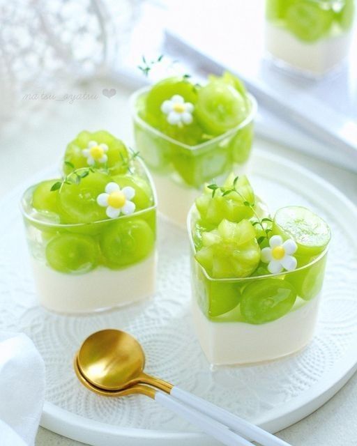 ella_florence's tweet photo. Green green 💚 https://t.co/akOXsWG2Bv